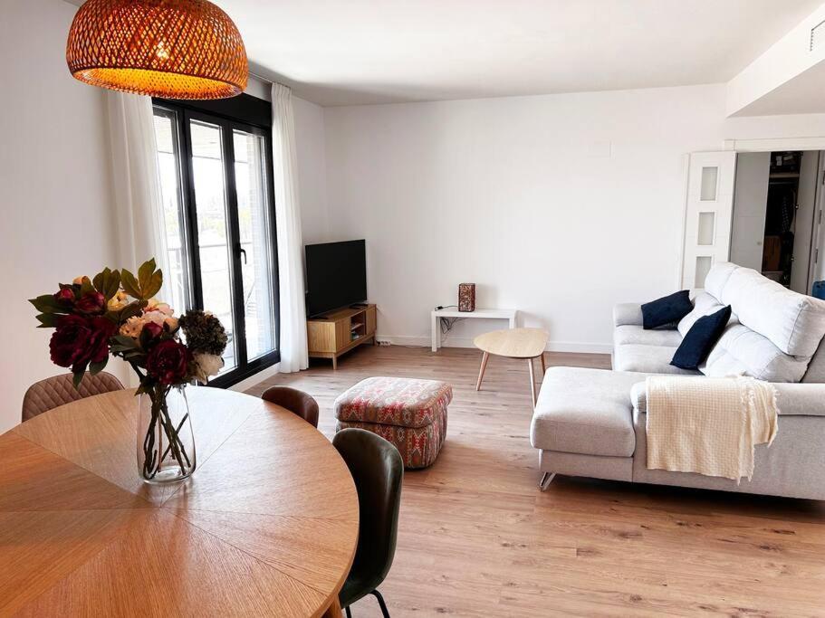 Apartamento De Cuatro Habitaciones En Talavera Talavera de la Reina Buitenkant foto